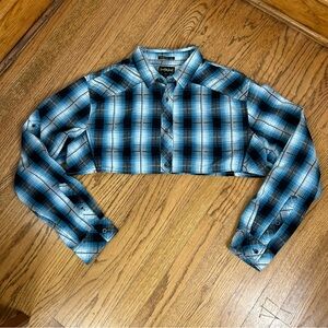 Helix | Blue Plaid Cropped Button Down Long Sleeve Size XL